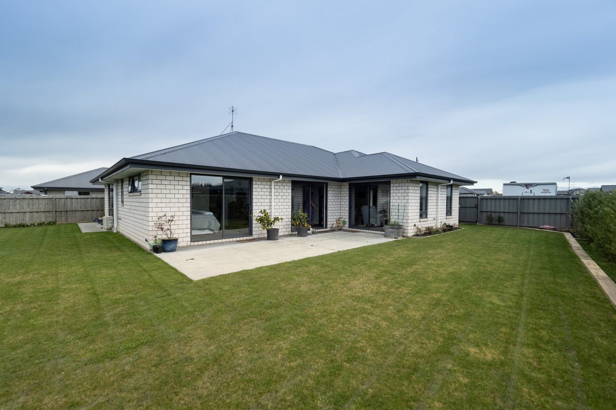 41 Redhaven Rise, Netherby, Ashburton - Carousel 2