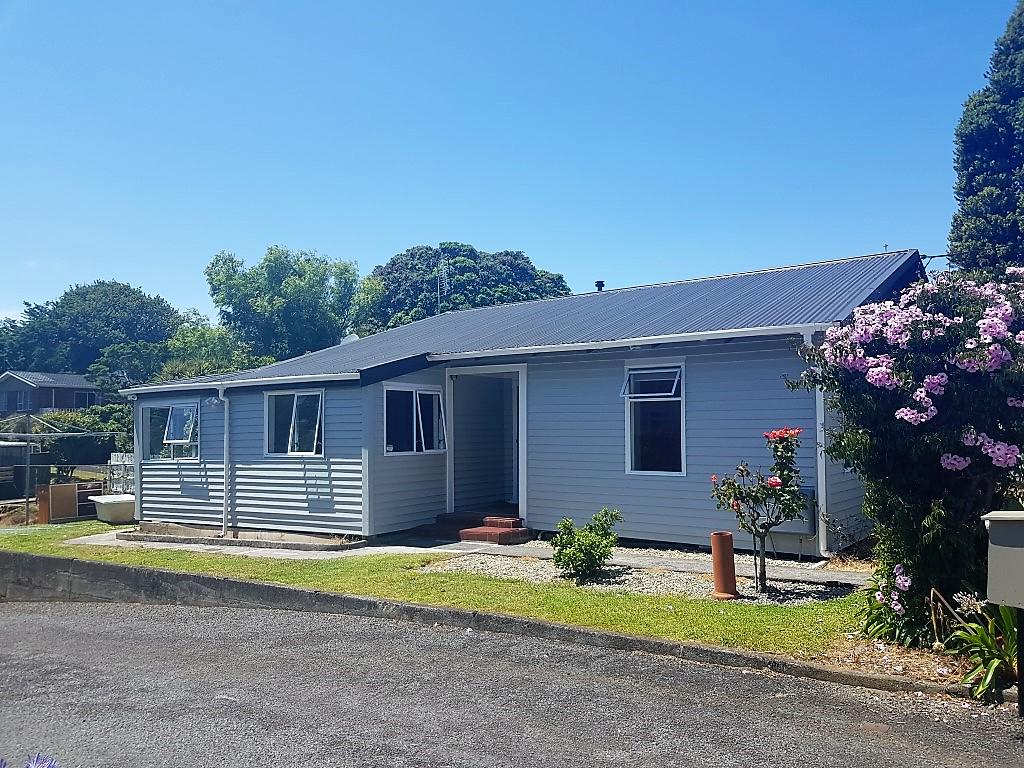 21 Lorna Street, Lynmouth, New Plymouth - Carousel 1