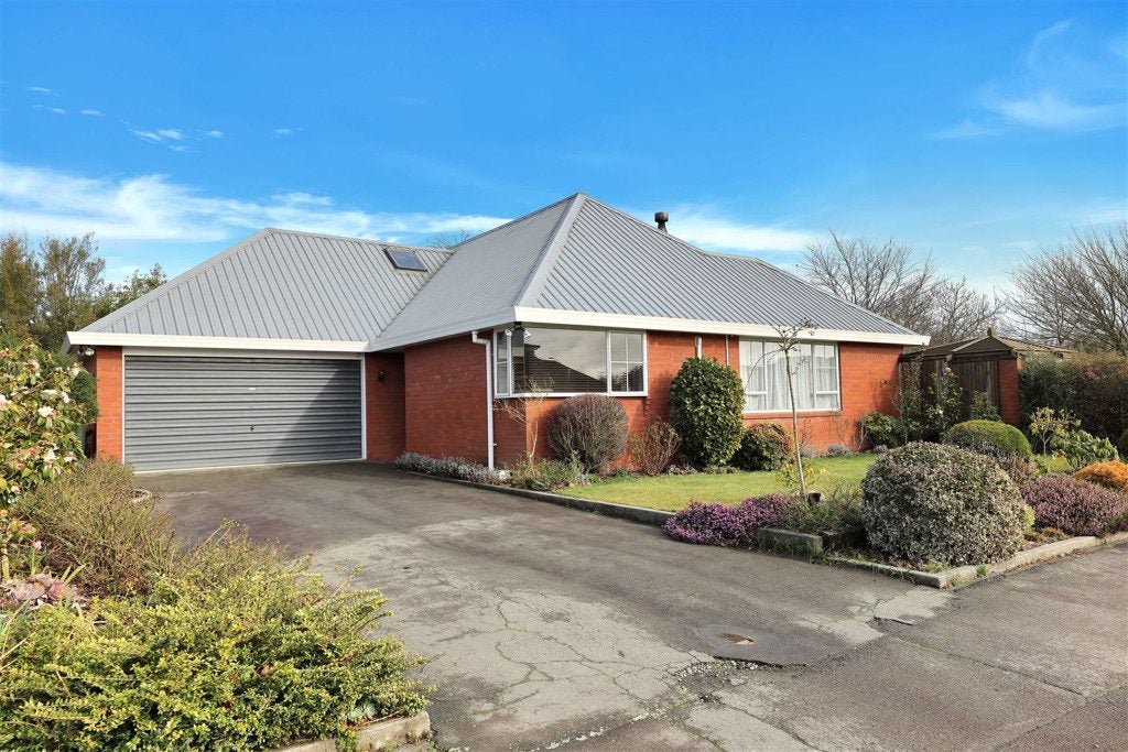 21 Tucker Street, Allenton, Ashburton - Carousel 1