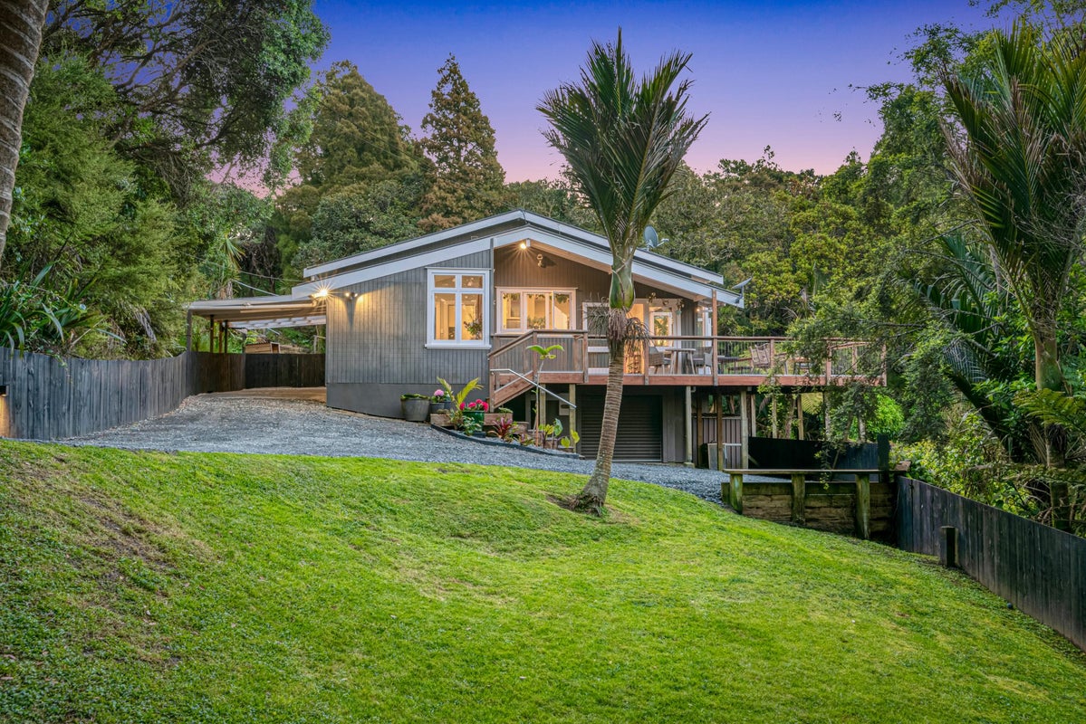 92 Tender Road, Albany - Carousel 1