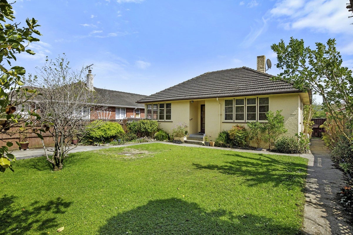 1/289 Naenae Road, Naenae, Lower Hutt - Carousel 1