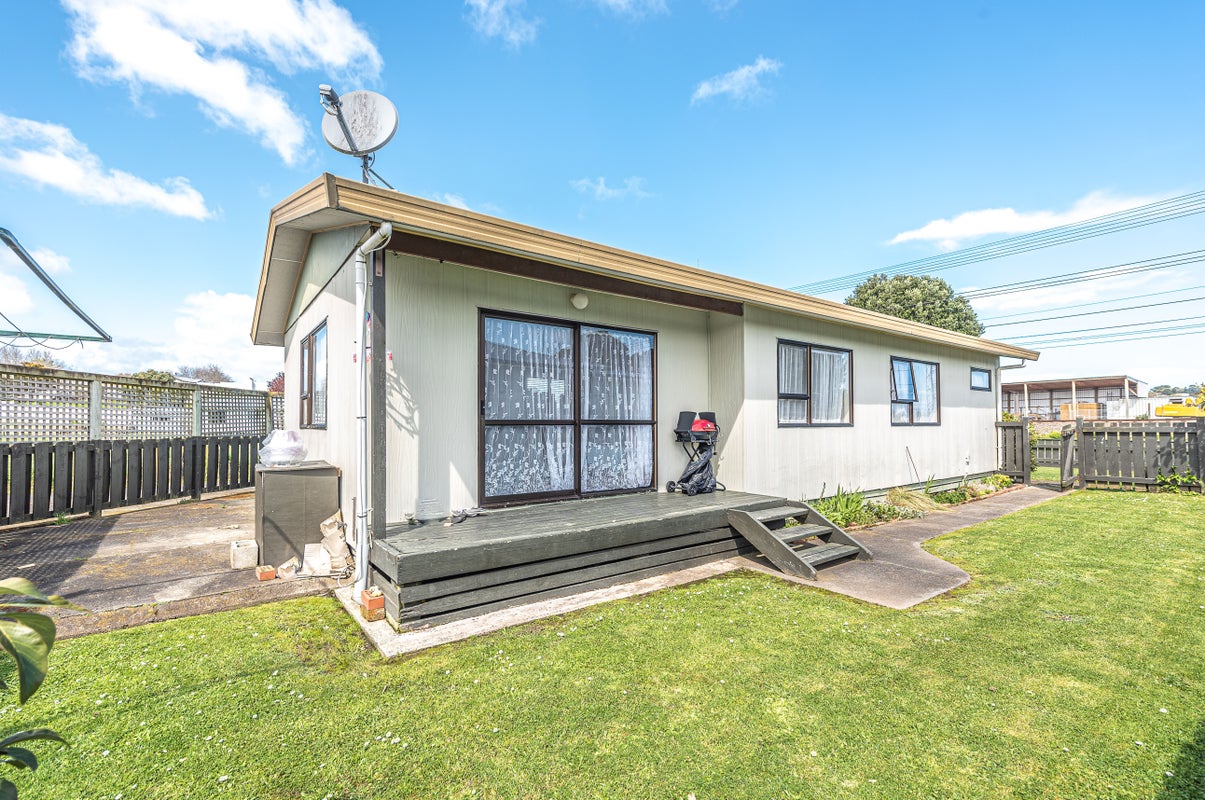 45A Eastown Road, Whanganui East, Whanganui - Carousel 1