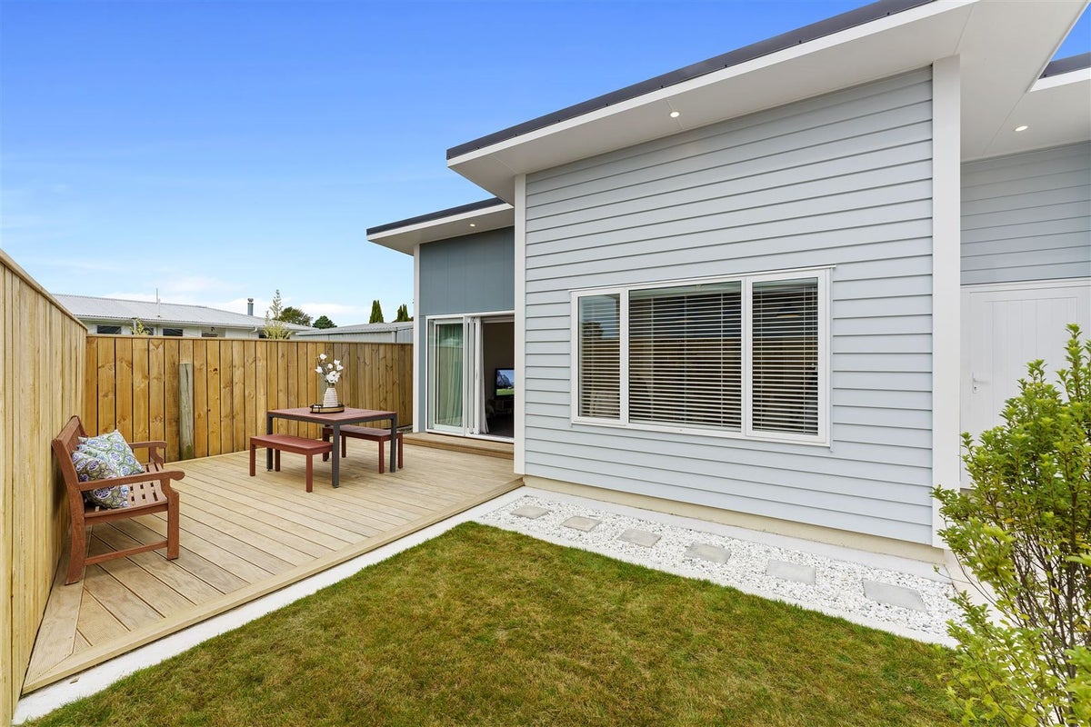 26 Heather Street, Levin, Levin - Carousel 2