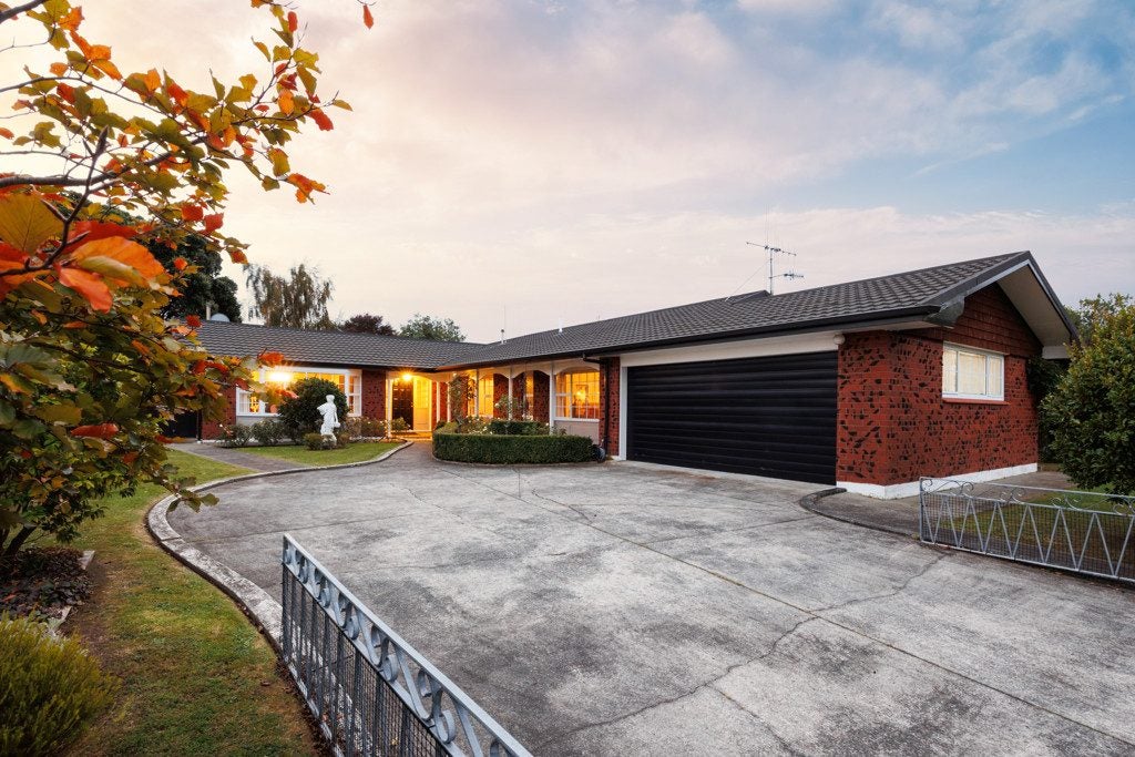 7 Woodfield Avenue, Roslyn, Palmerston North - Carousel 1