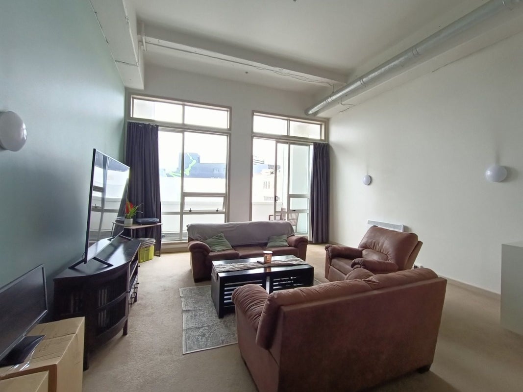 118/107 Thorndon Quay, Pipitea, Wellington - Carousel 1