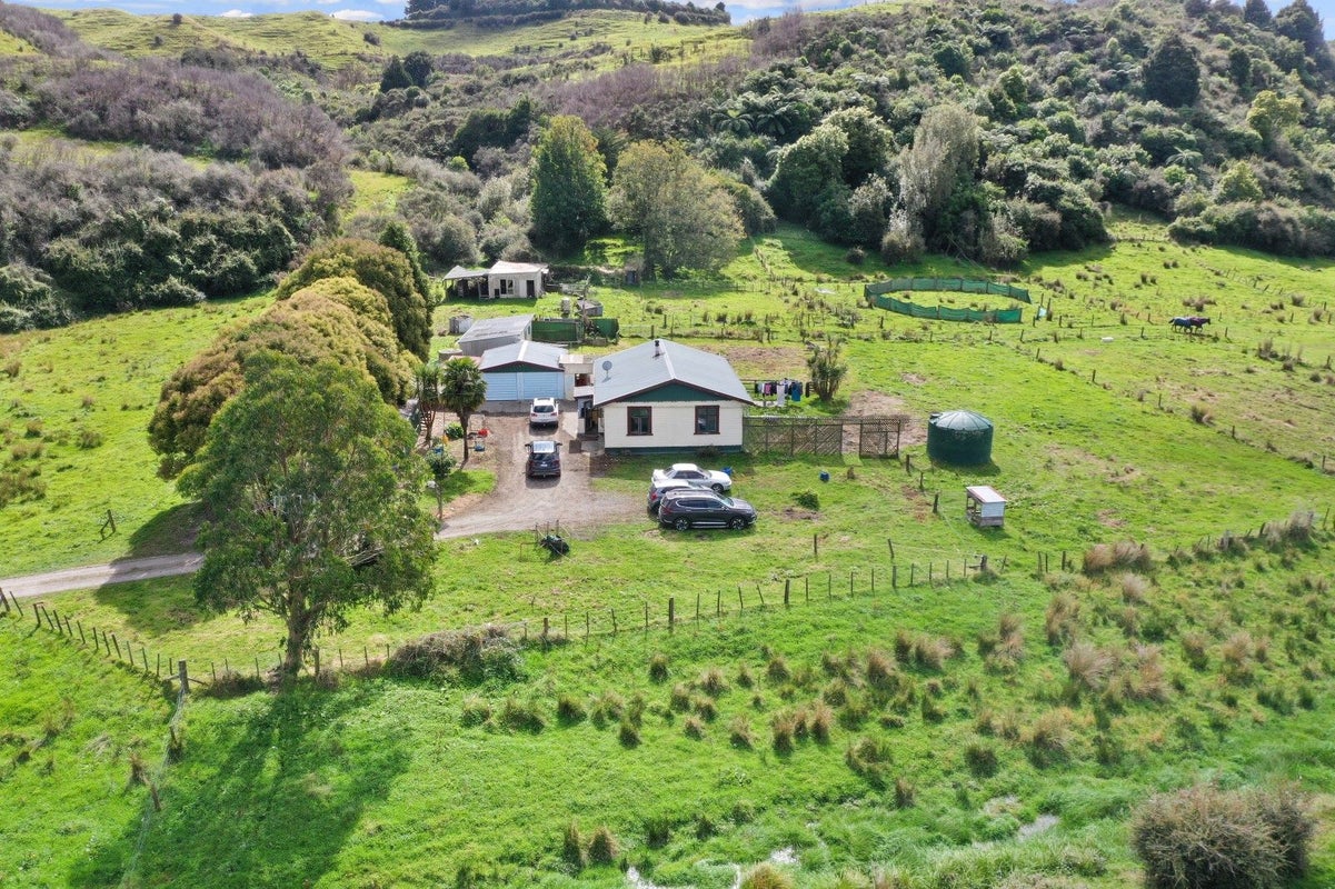 0 Pukemiku Road, Mangamutu, Pahiatua - Carousel 1