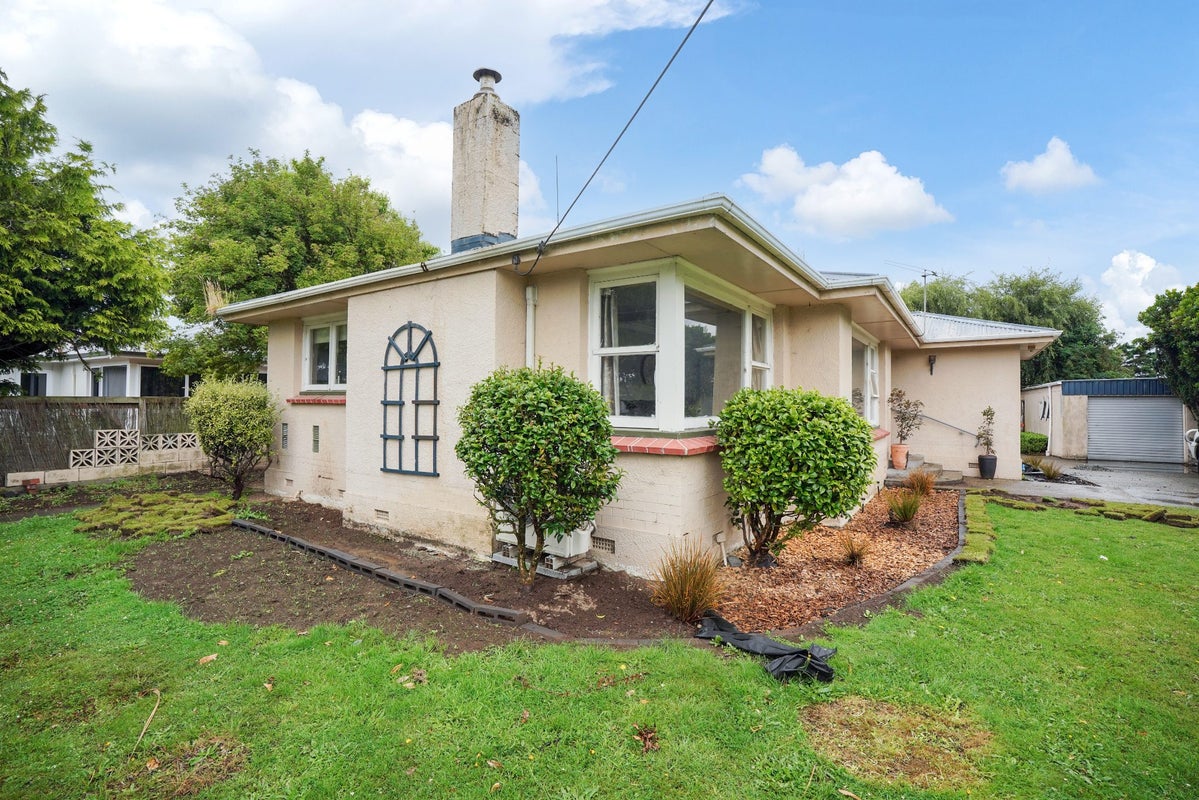 81 Bain Street, Kingswell, Invercargill - Carousel 1