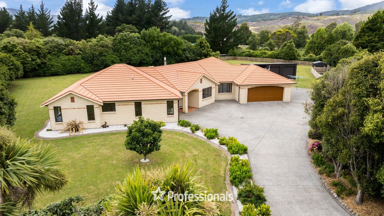 1140A Maymorn Road, Maymorn, Upper Hutt - Carousel 2
