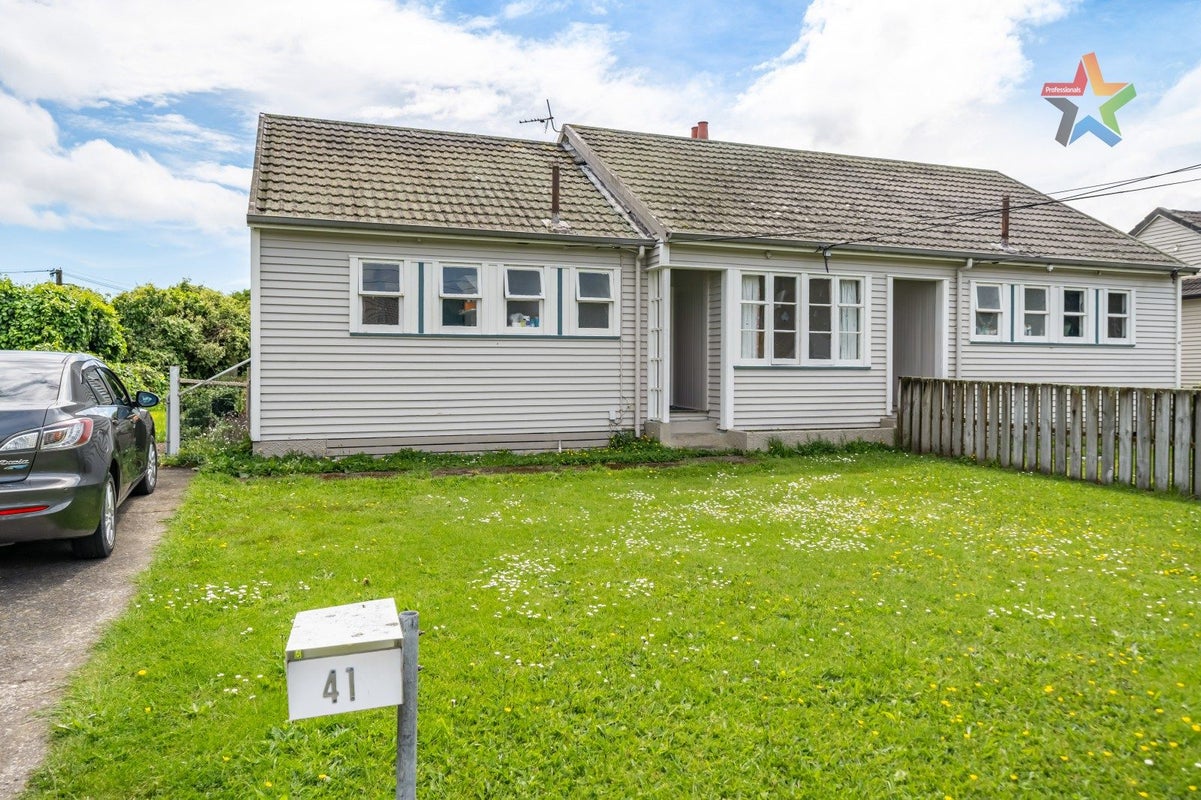 41 Rata Street, Naenae, Lower Hutt - Carousel 1