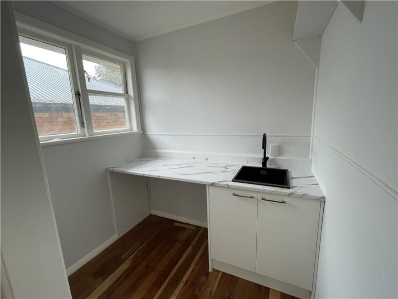 316 Peachgrove Road, Fairfield, Hamilton - Carousel 13