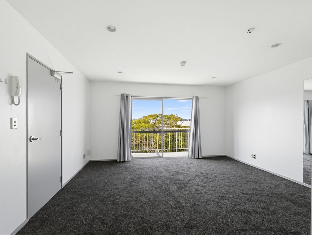 8/443 Cashel Street, Linwood, Christchurch - Carousel 2