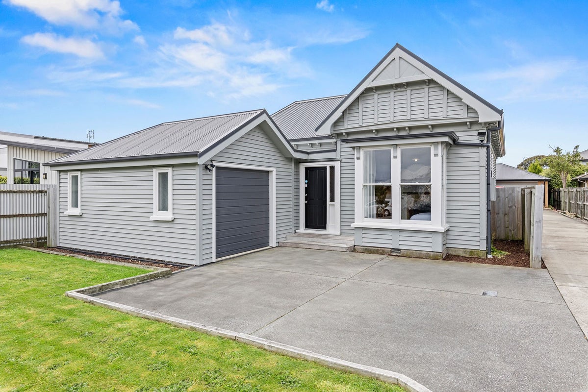 20 Sumner Street, Spreydon, Christchurch - Carousel 1