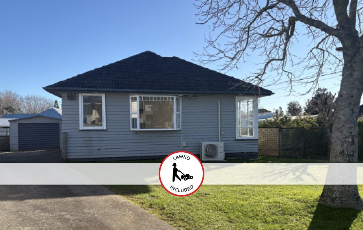 15 Budleigh Street, Frankleigh Park, New Plymouth - Carousel 1