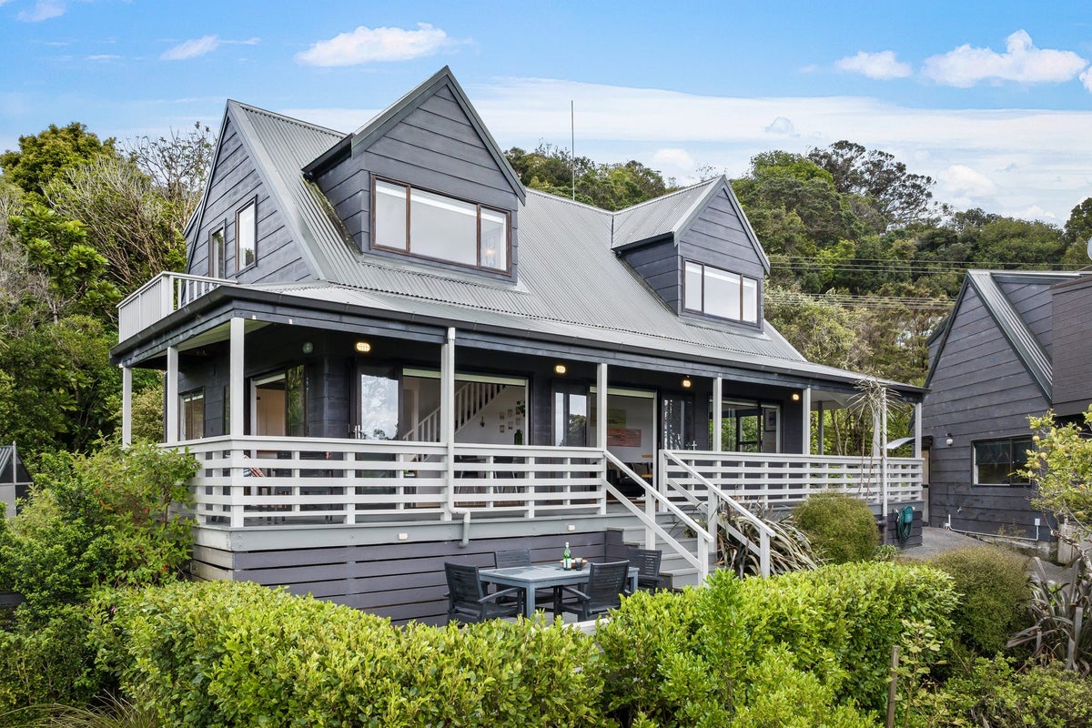 17 Young Street, Mahurangi East, Warkworth - Carousel 23