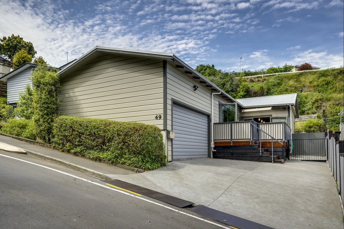 49 Chaucer Road South, Hospital Hill, Napier - Carousel 2