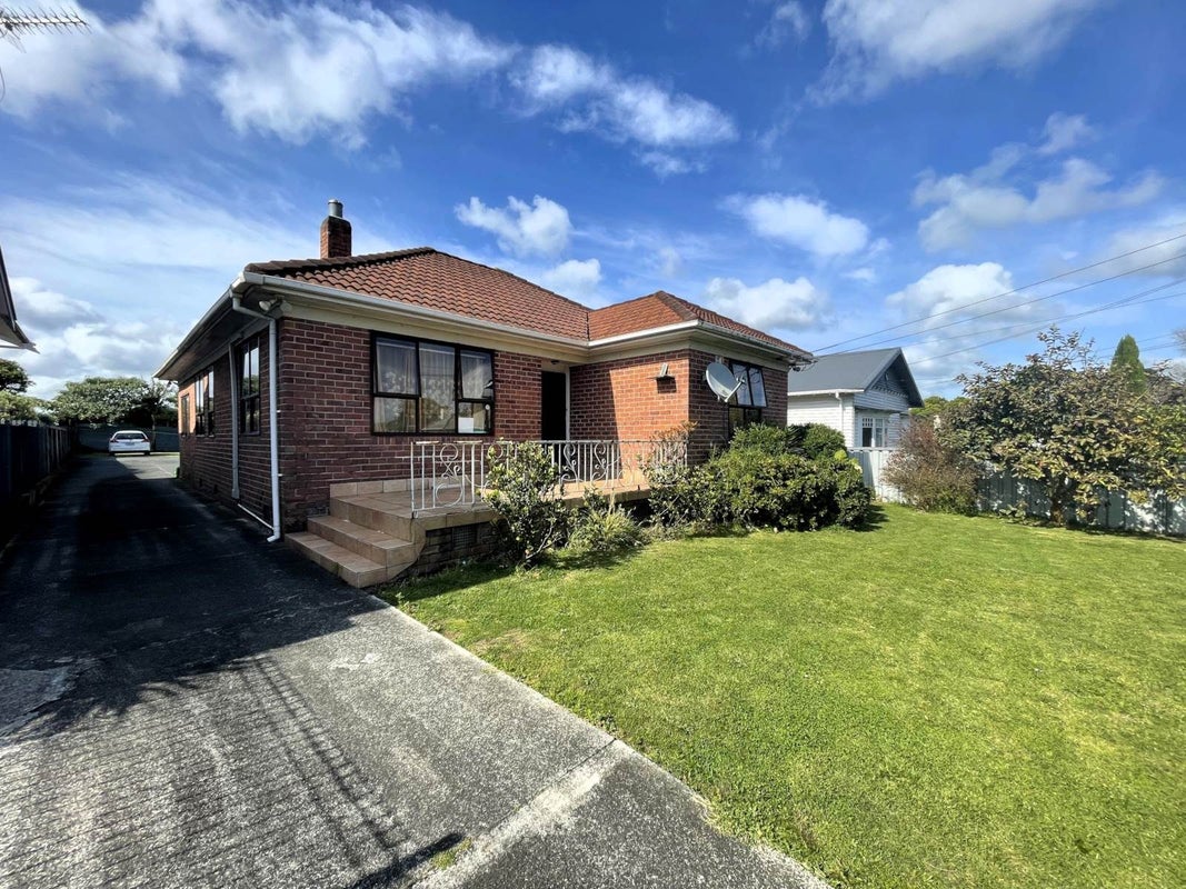 34 Beatty Street, Otahuhu, Auckland - Carousel 1
