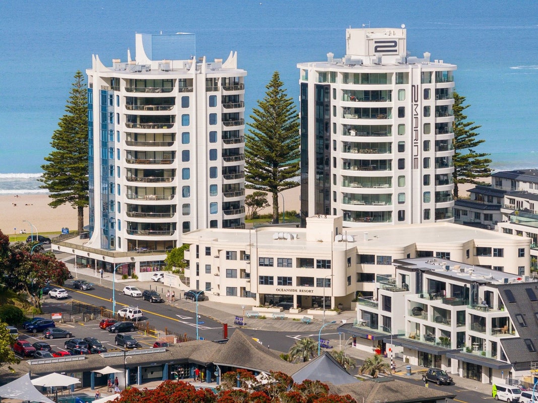 1 Maunganui Road, Birkenhead, Auckland - Carousel 1