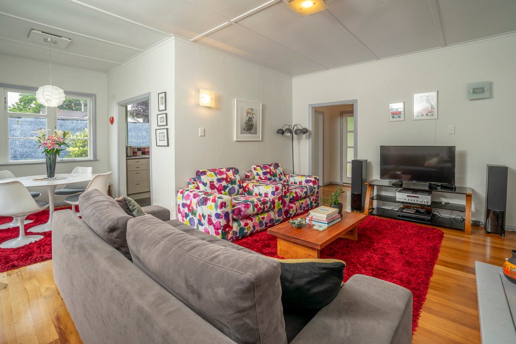 19 James Street, Hamilton East, Hamilton - Carousel 2