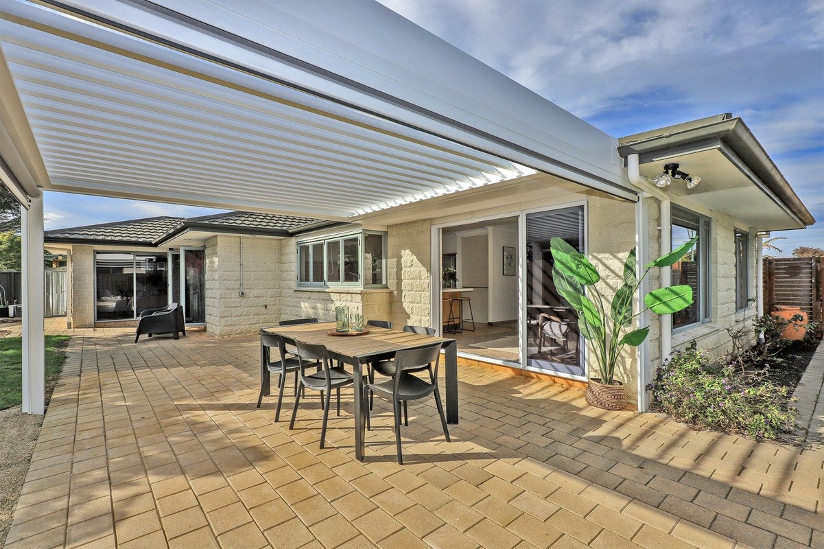 28 Kensington Drive, Taradale, Napier - Carousel 2