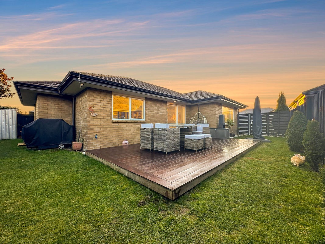 15 Gallaghan Close, Wigram, Christchurch - Carousel 14