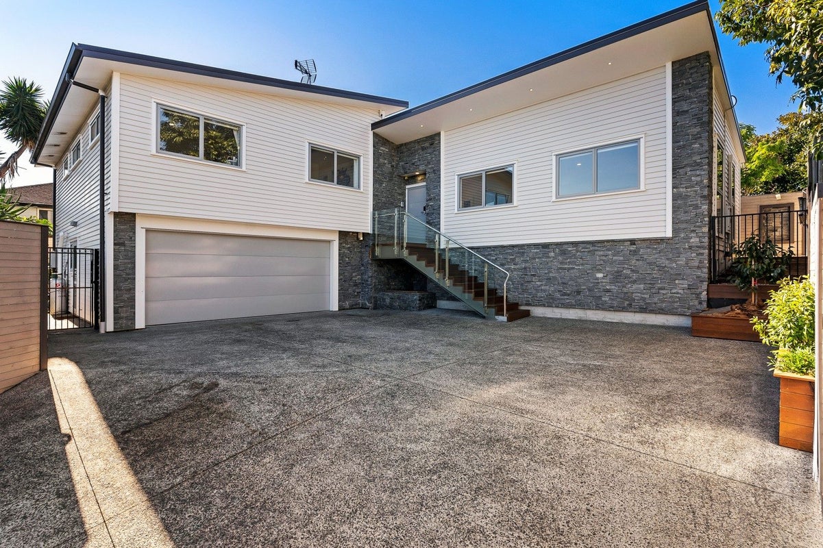 14C Crossfield Road, Glendowie, Auckland - Carousel 1