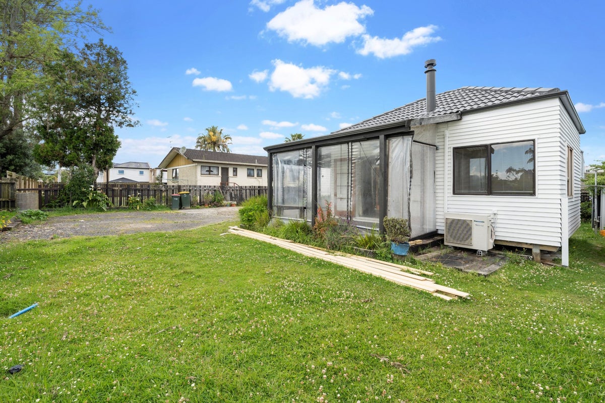 3/47 Pah Road, Papatoetoe, Auckland - Carousel 2