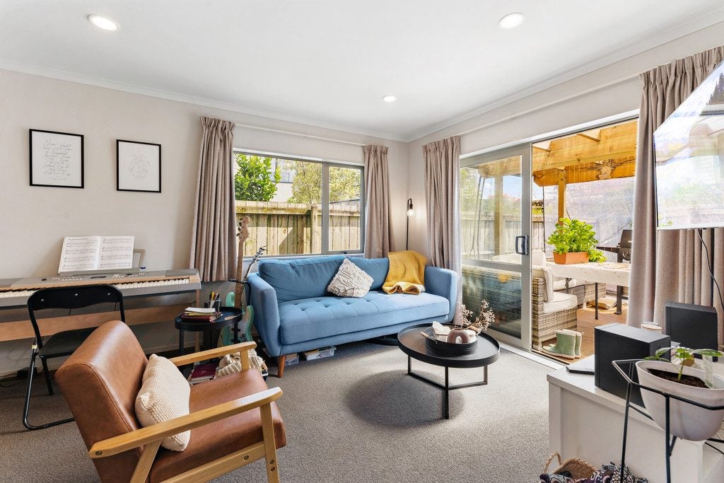 81A Cambridge Terrace, Papatoetoe, Auckland - Carousel 2