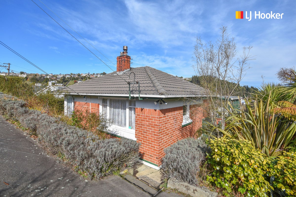 35 County Road, Kaikorai, Dunedin - Carousel 1