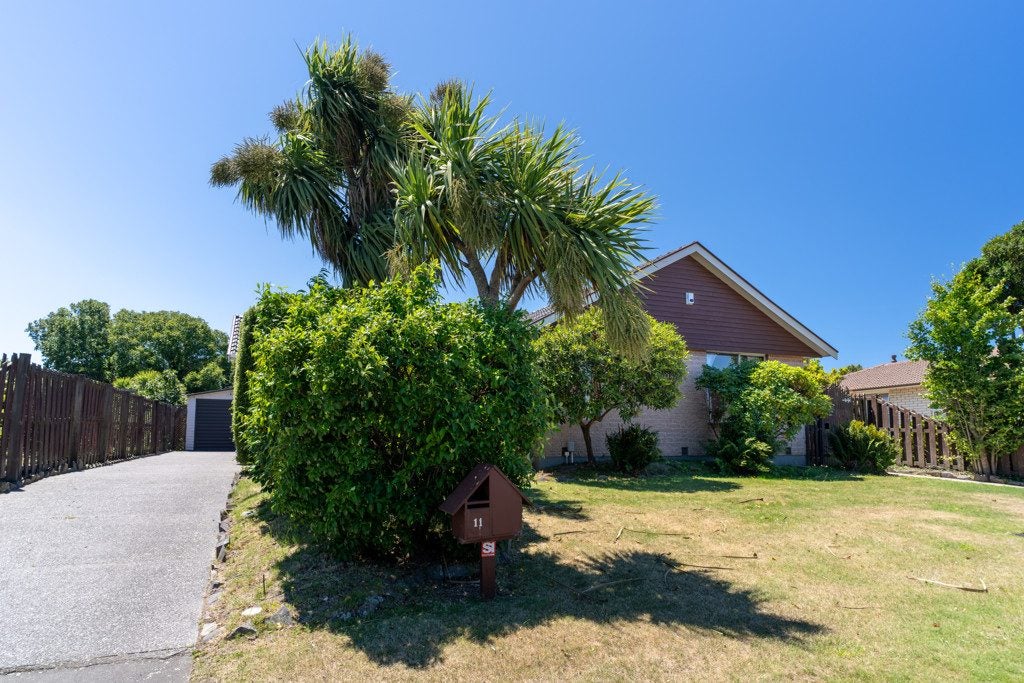 11 Gibson Drive, Hornby, Christchurch - Carousel 1