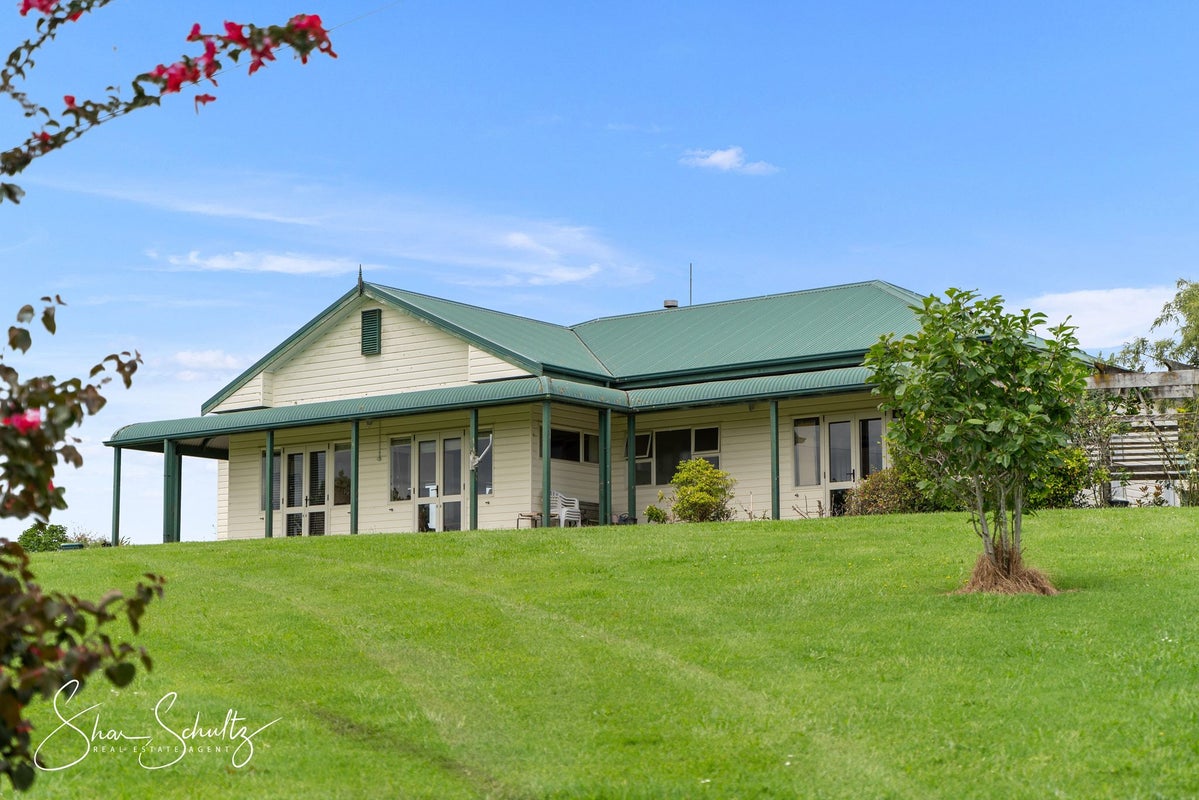 40 Whaka Street, Maungaturoto, Maungaturoto - Carousel 2