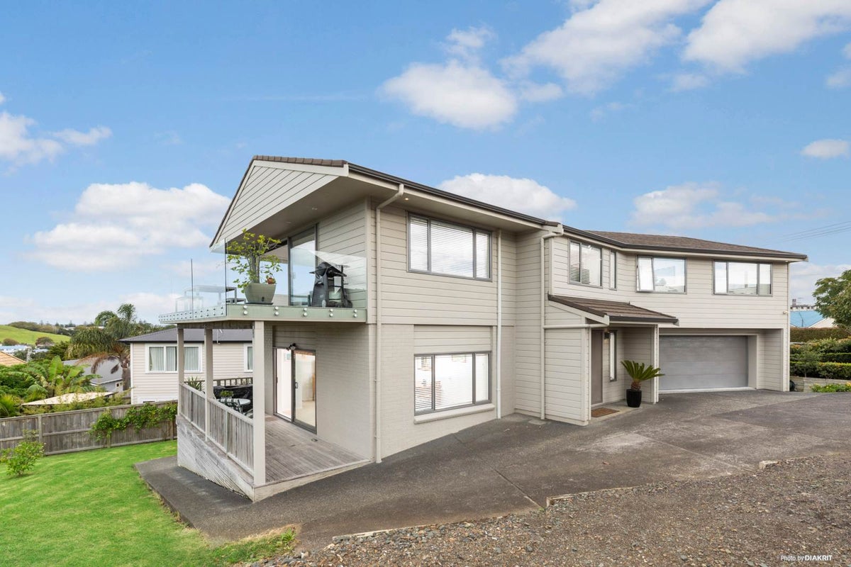 8 Berwick Street, Glendowie, Auckland - Carousel 2