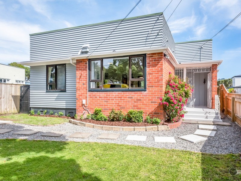 43 Trafalgar Street, Waterloo, Lower Hutt - Carousel 1