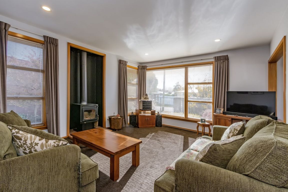 19 Westerleigh Street, Bishopdale, Christchurch - Carousel 2
