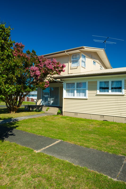8 Porter Street, Outer Kaiti, Gisborne - Carousel 2