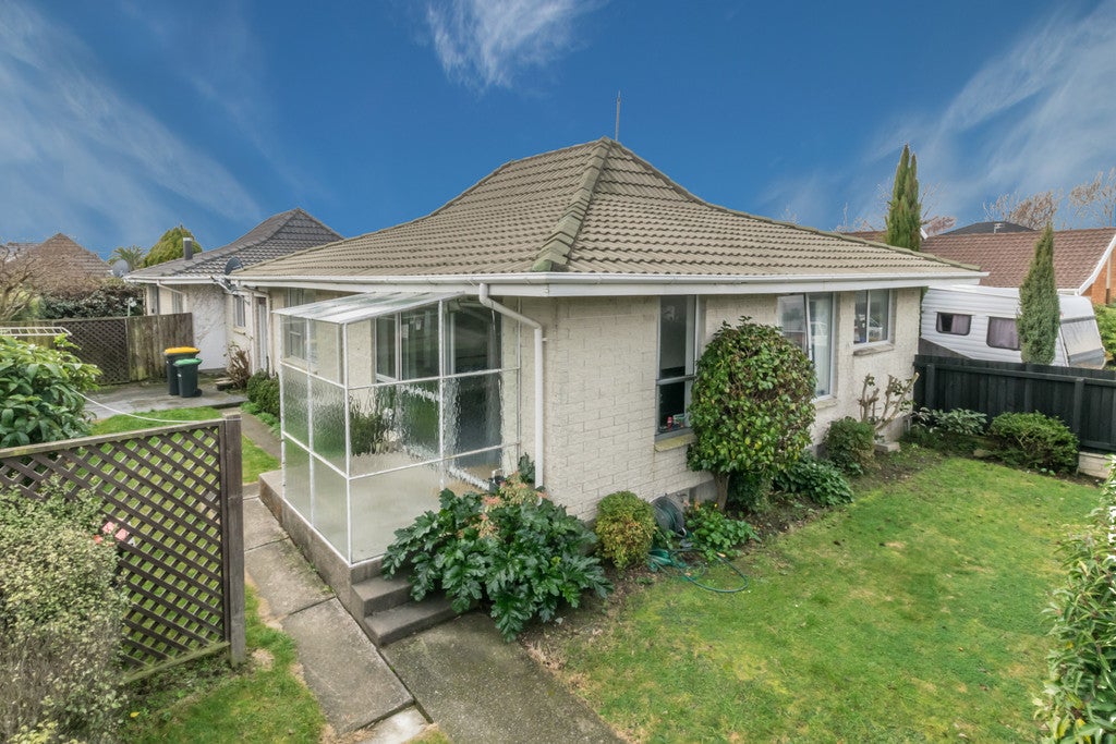 8A Ansonby Street, Russley, Christchurch - Carousel 1