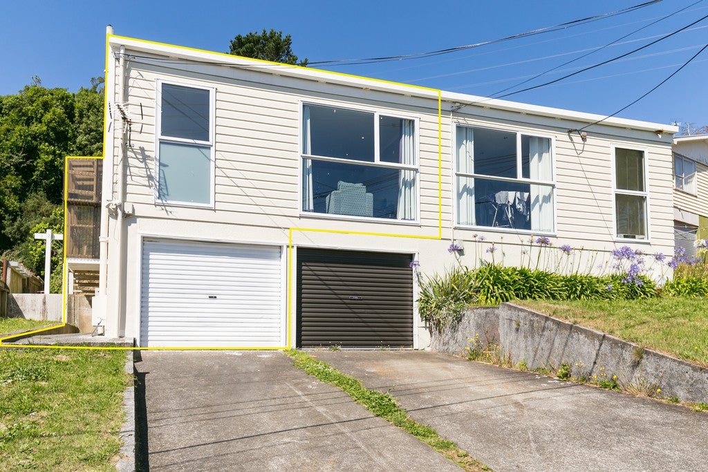 1/25 Omega Street, Newlands, Wellington - Carousel 1