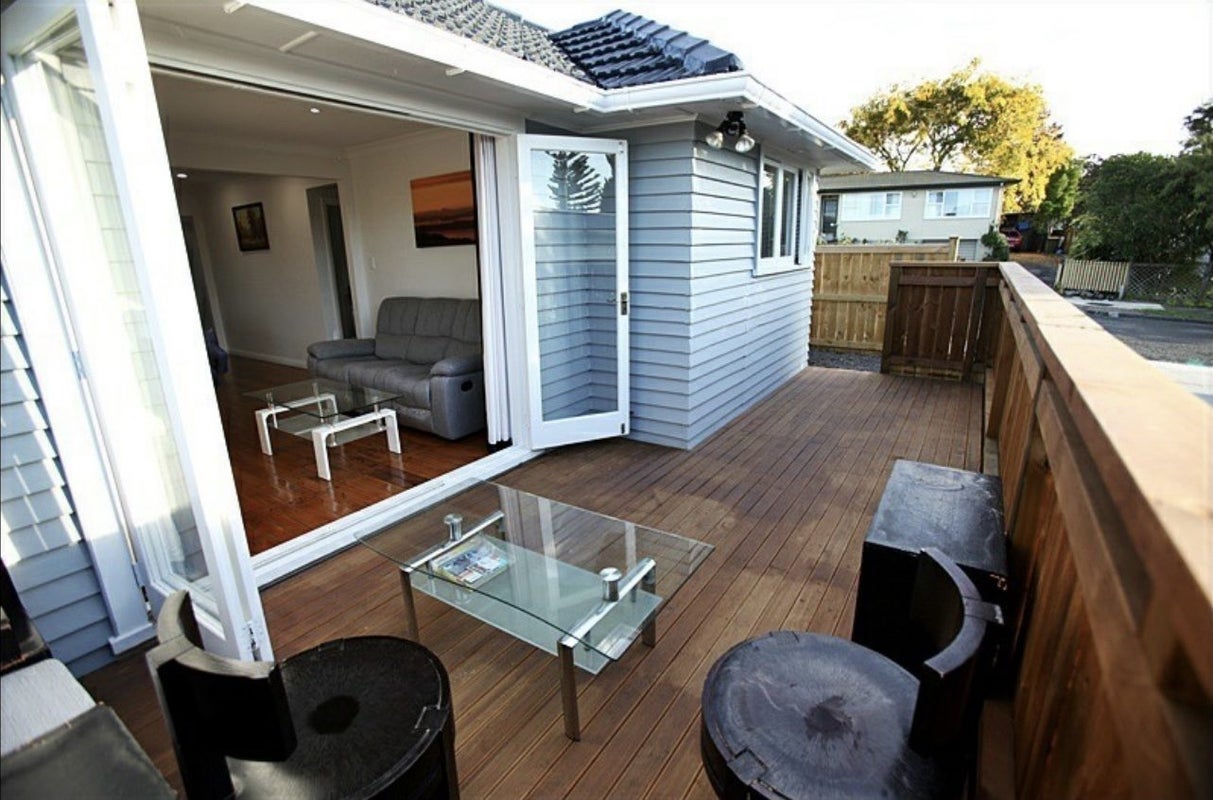 12A Denyer Place, New Lynn, Auckland - Carousel 8