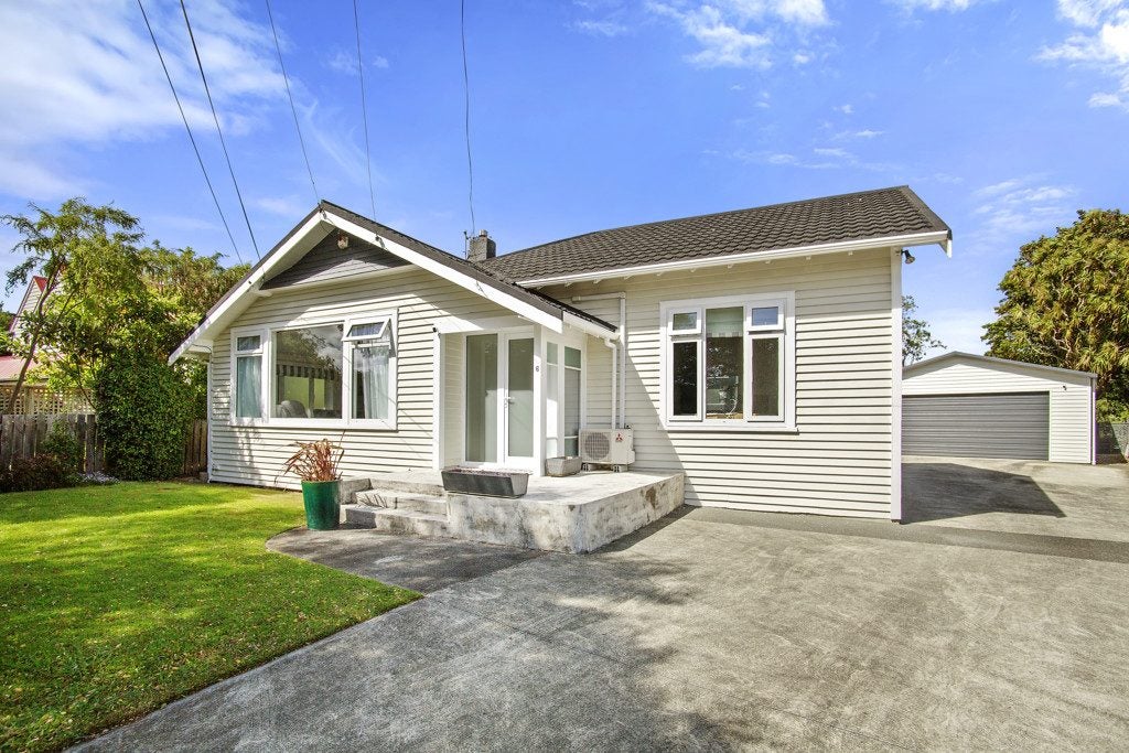 6 Sherwood Street, Woburn, Lower Hutt - Carousel 1