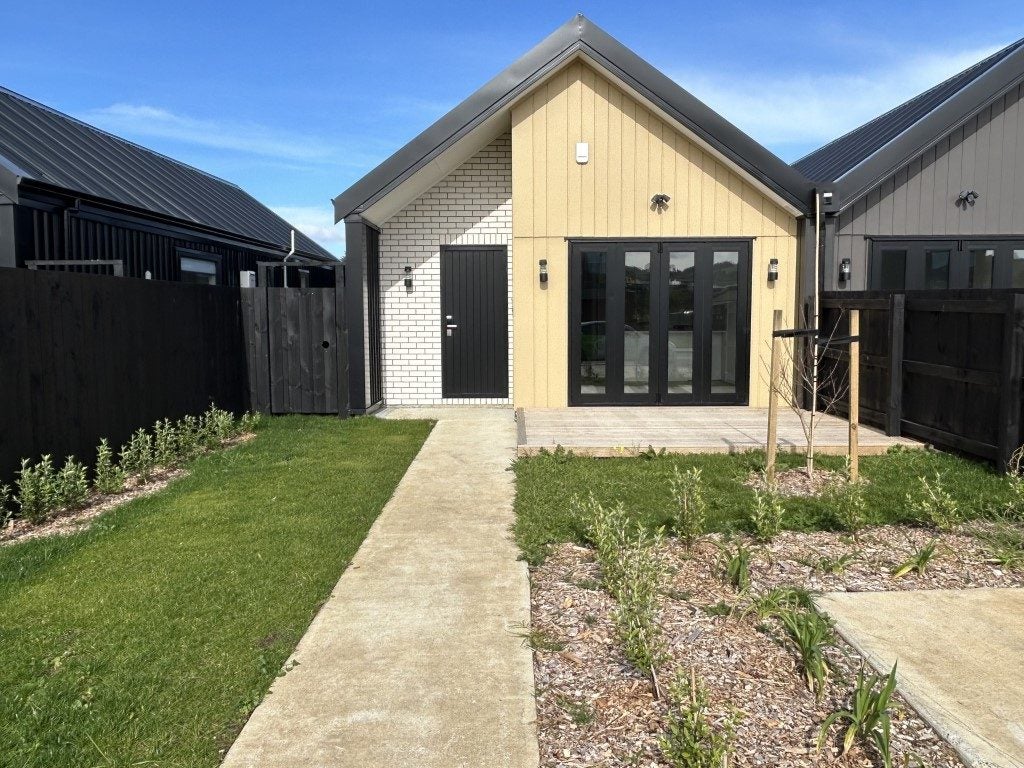 6 Waikaha Street, Pokeno - Carousel 1