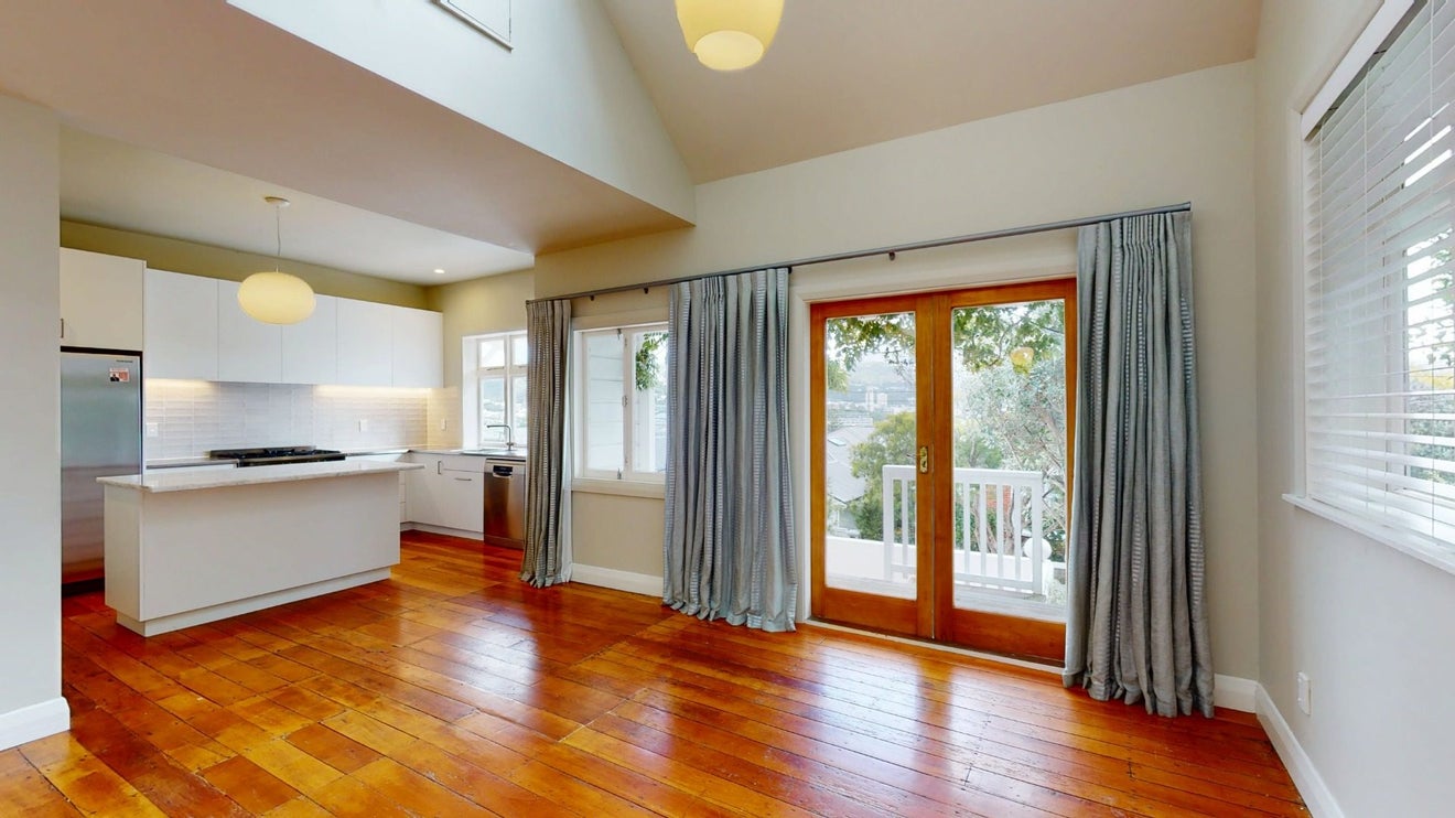 19 Scarborough Terrace, Mount Victoria, Wellington - Carousel 2