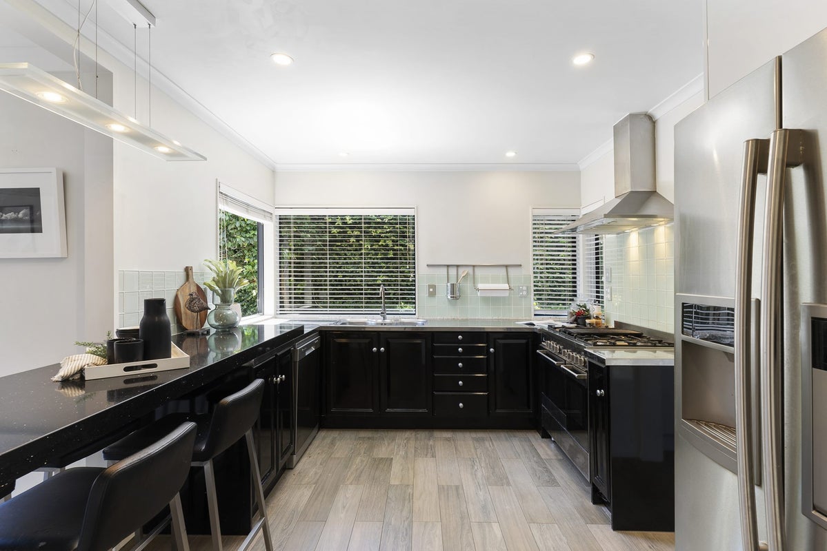 3/8 Taranaki Road, Kohimarama, Auckland - Carousel 2