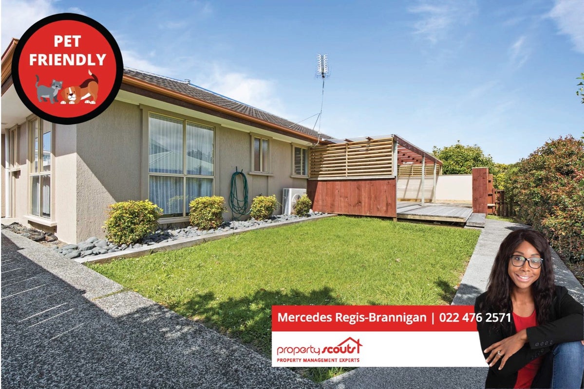 4 Bluestone Rise, Rosedale, Auckland - Carousel 1