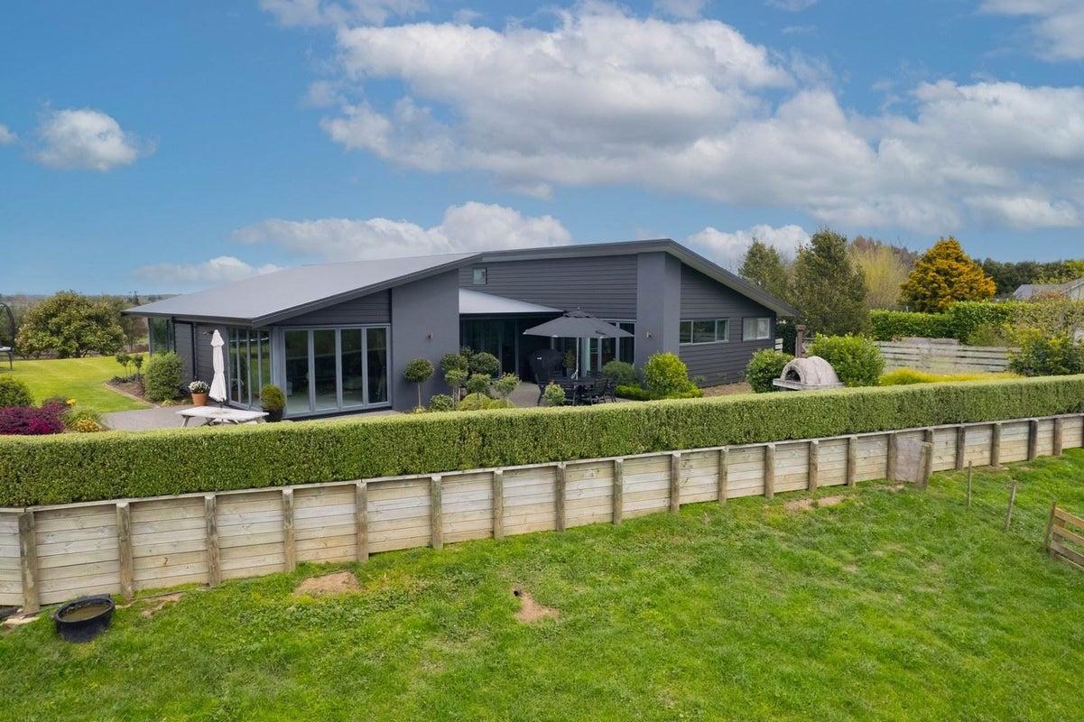 45 Appleton Lane, Eureka - Carousel 1