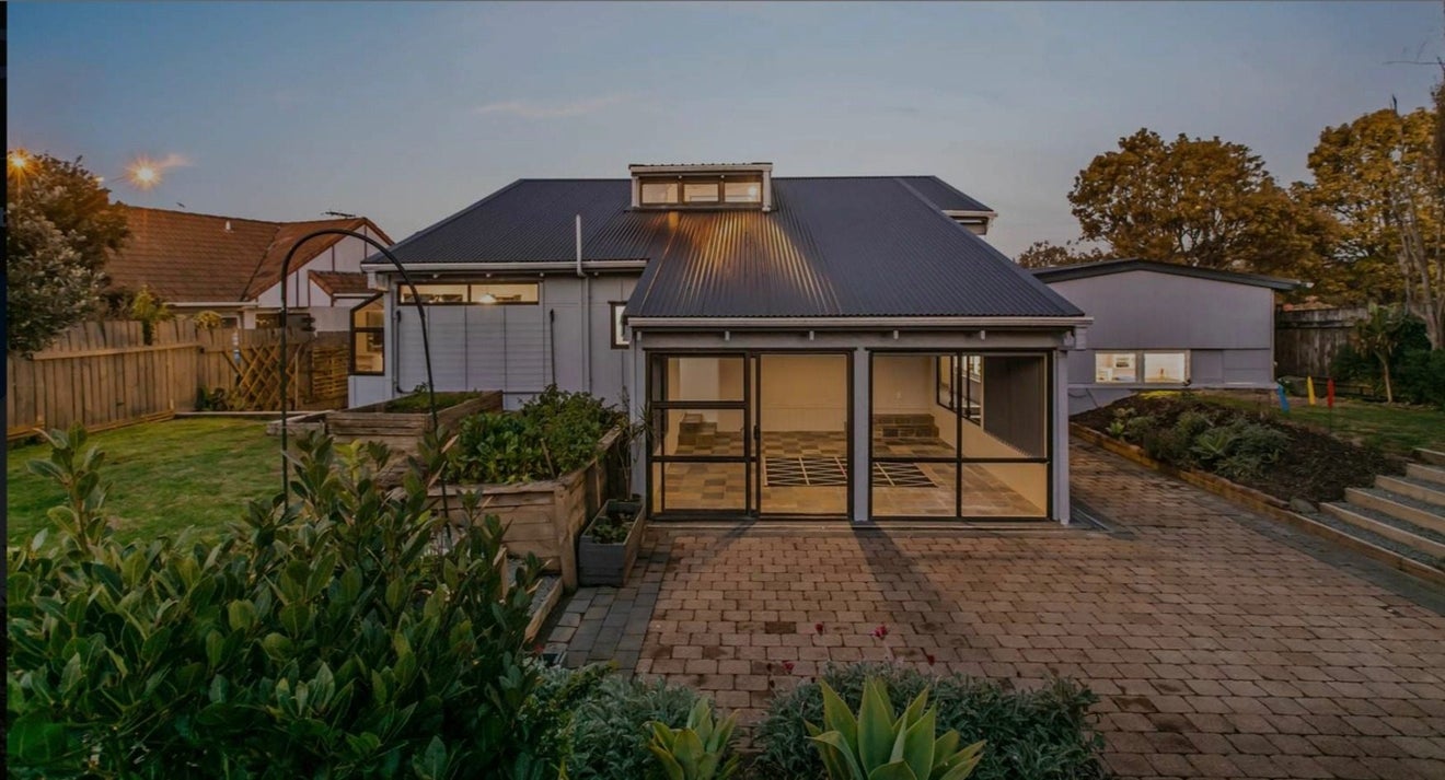 258 Rangatira Road, Beach Haven, Auckland - Carousel 2