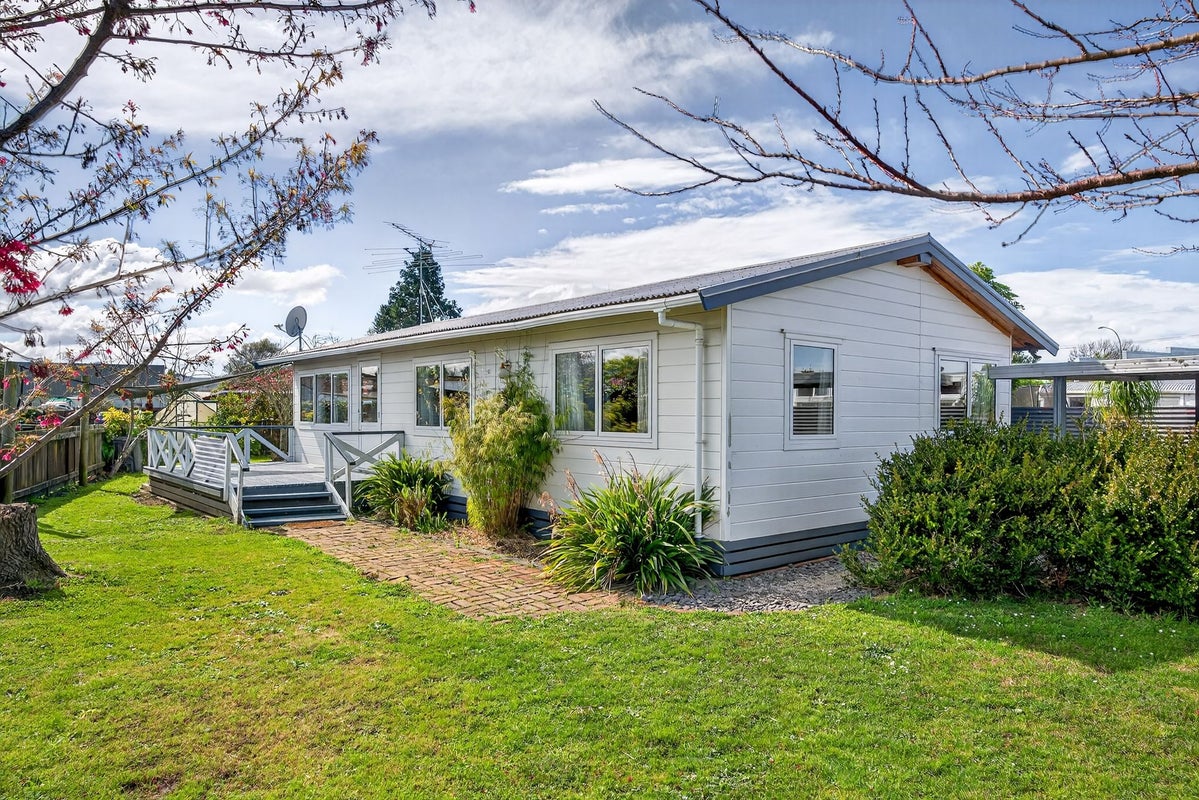 3 Bulwer Road, Te Hapara, Gisborne - Carousel 2