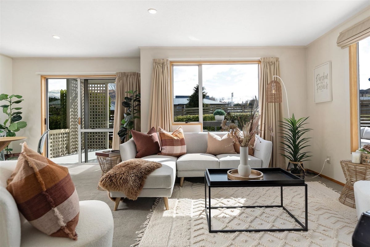 28 Riverside Road, Frankton, Queenstown - Carousel 2