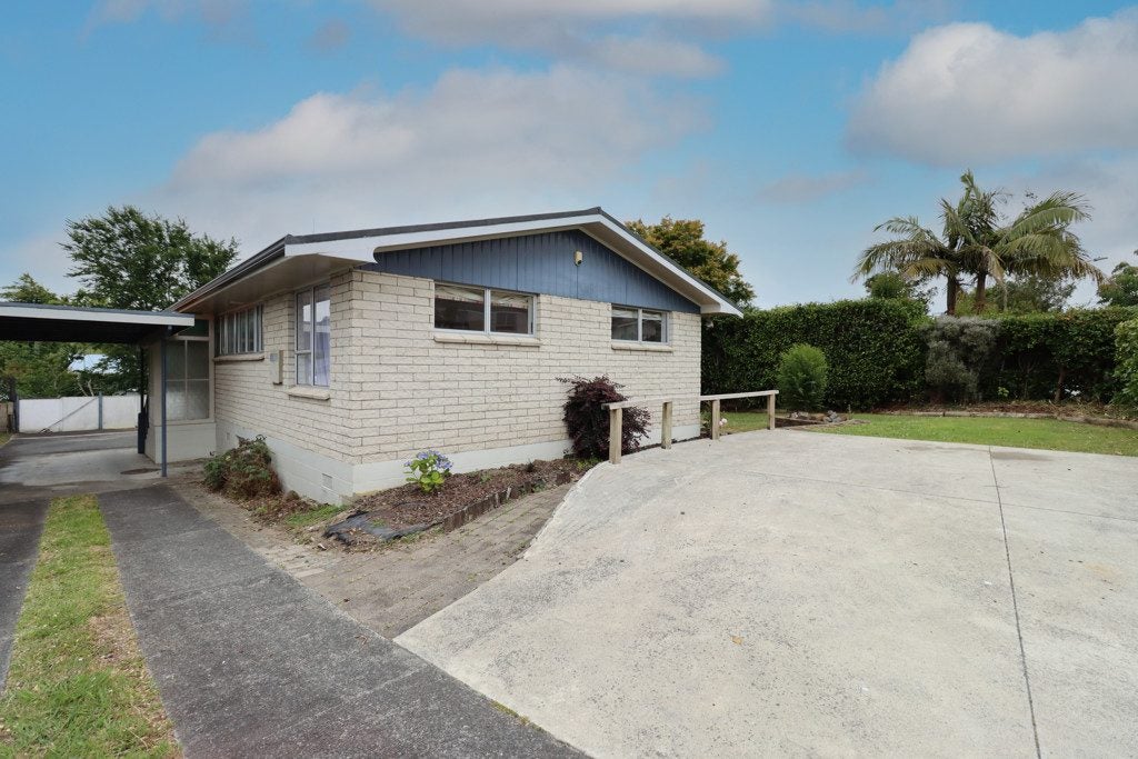 43 Glamis Avenue, Dinsdale, Hamilton - Carousel 1