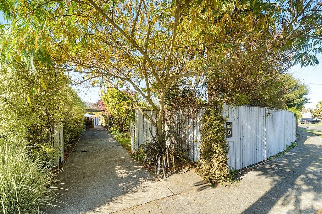 11 Sinclair Avenue, Highbury, Palmerston North - Carousel 20