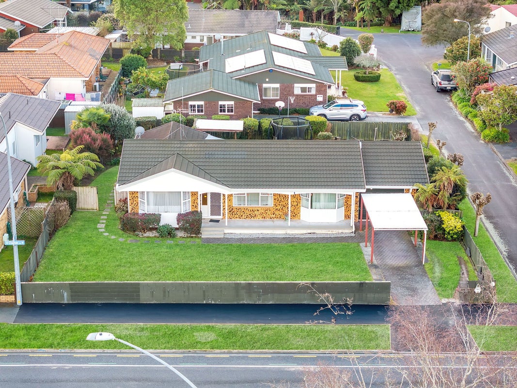 107 Clarkin Road, Fairfield, Hamilton - Carousel 2