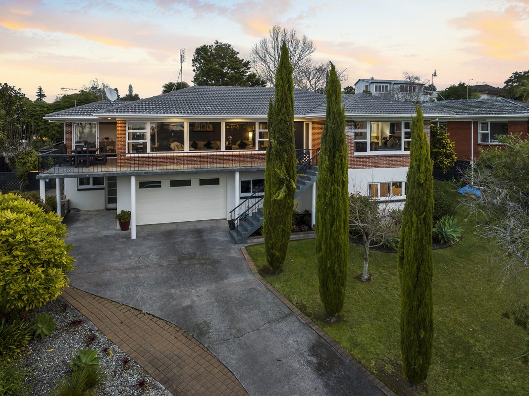13 Kayeleen Place, Cockle Bay, Auckland - Carousel 2